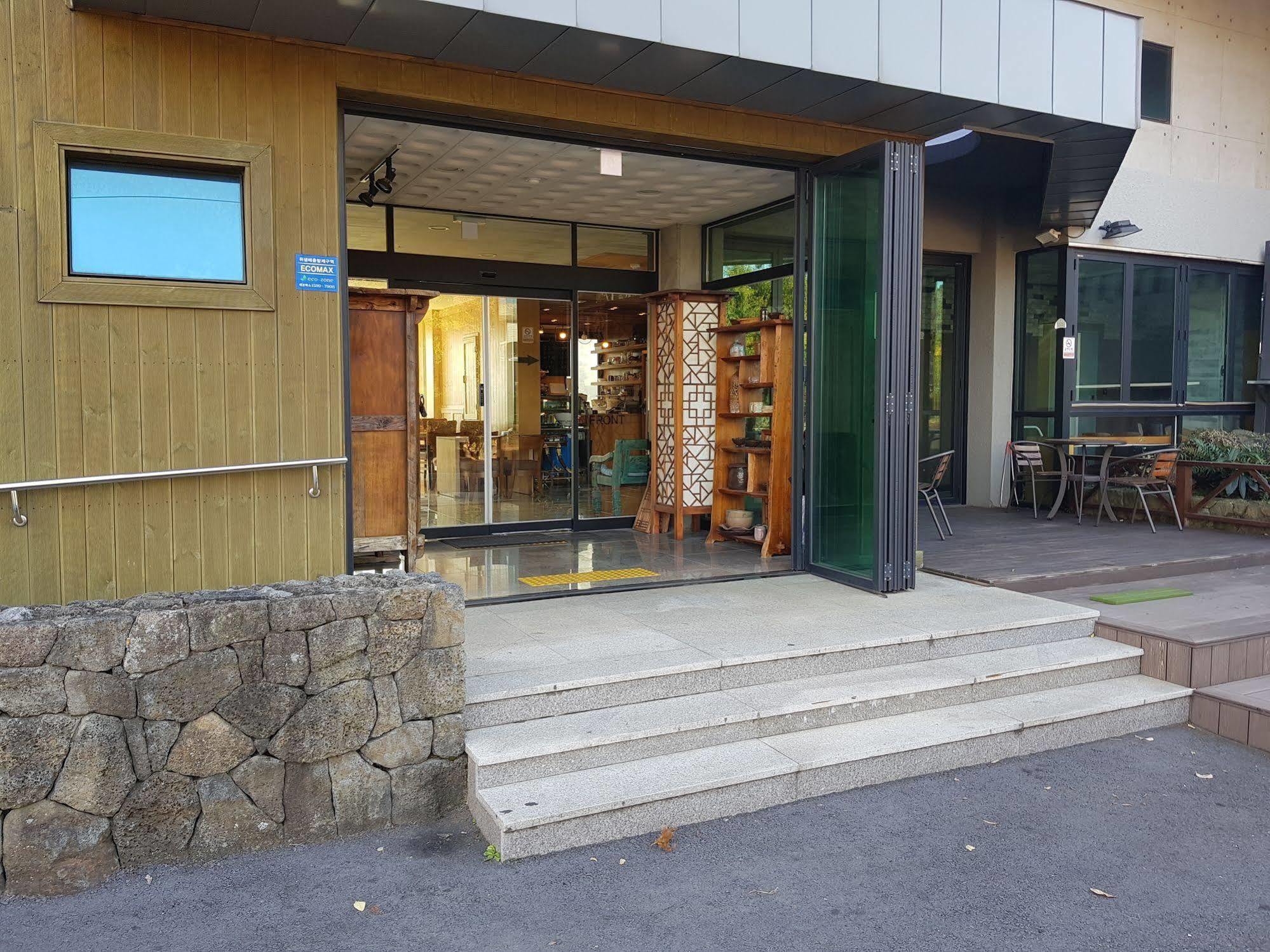 Olleyo Resort Seogwipo Exterior foto