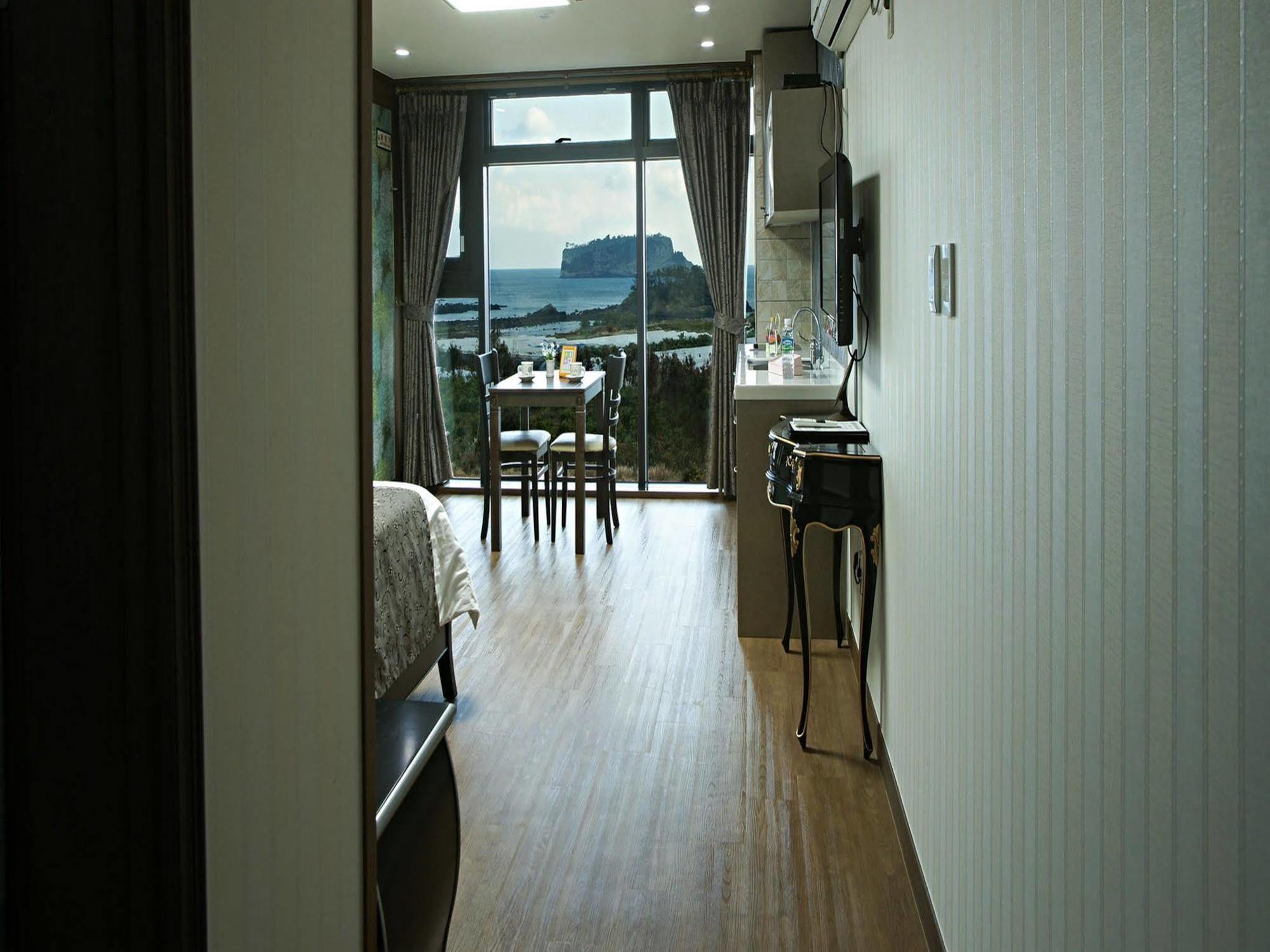 Olleyo Resort Seogwipo Exterior foto